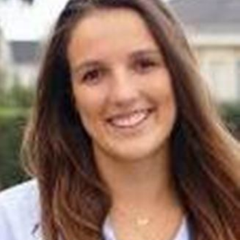 Headshot of Carli Hassbroek