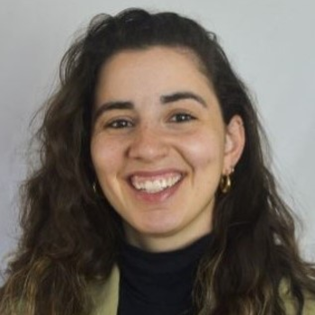 Headshot of Anna Claire Fernandez